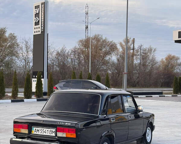 Чорний ВАЗ 2107, об'ємом двигуна 1.45 л та пробігом 35 тис. км за 2100 $, фото 4 на Automoto.ua