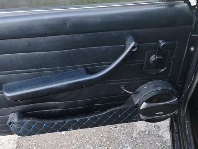 Чорний ВАЗ 2107, об'ємом двигуна 1.5 л та пробігом 93 тис. км за 800 $, фото 3 на Automoto.ua