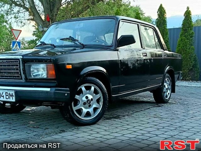 Черный ВАЗ 2107, объемом двигателя 1.5 л и пробегом 247 тыс. км за 1600 $, фото 2 на Automoto.ua