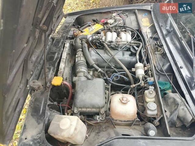 Черный ВАЗ 2107, объемом двигателя 1.5 л и пробегом 80 тыс. км за 1600 $, фото 4 на Automoto.ua