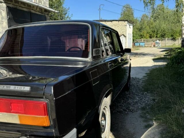 Черный ВАЗ 2107, объемом двигателя 0 л и пробегом 35 тыс. км за 1600 $, фото 5 на Automoto.ua