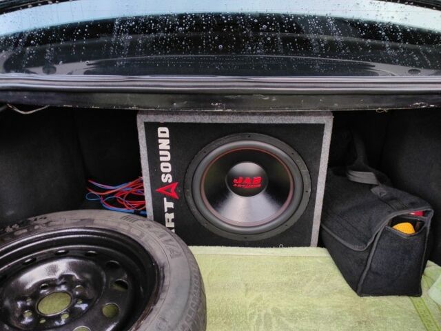 Чорний ВАЗ 2107, об'ємом двигуна 1.6 л та пробігом 170 тис. км за 2400 $, фото 4 на Automoto.ua