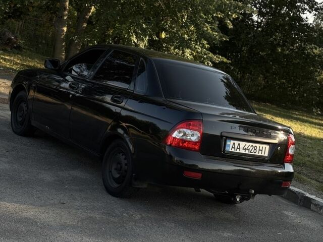 Черный ВАЗ 2107, объемом двигателя 1.6 л и пробегом 300 тыс. км за 1900 $, фото 2 на Automoto.ua