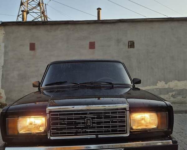 Черный ВАЗ 2107, объемом двигателя 1.7 л и пробегом 86 тыс. км за 999 $, фото 2 на Automoto.ua