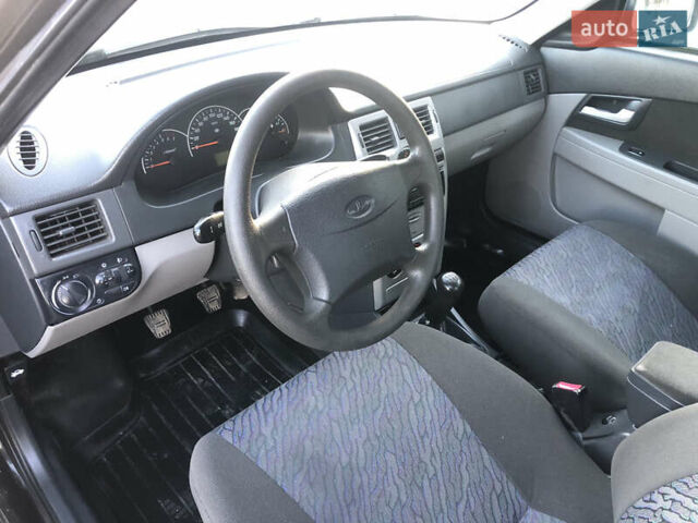 Чорний ВАЗ 2107, об'ємом двигуна 1.6 л та пробігом 85 тис. км за 3100 $, фото 9 на Automoto.ua