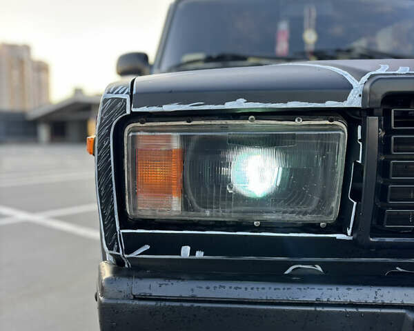 Чорний ВАЗ 2107, об'ємом двигуна 1.5 л та пробігом 79 тис. км за 1500 $, фото 15 на Automoto.ua