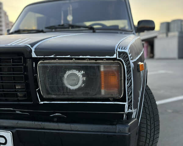 Чорний ВАЗ 2107, об'ємом двигуна 1.5 л та пробігом 79 тис. км за 1500 $, фото 11 на Automoto.ua