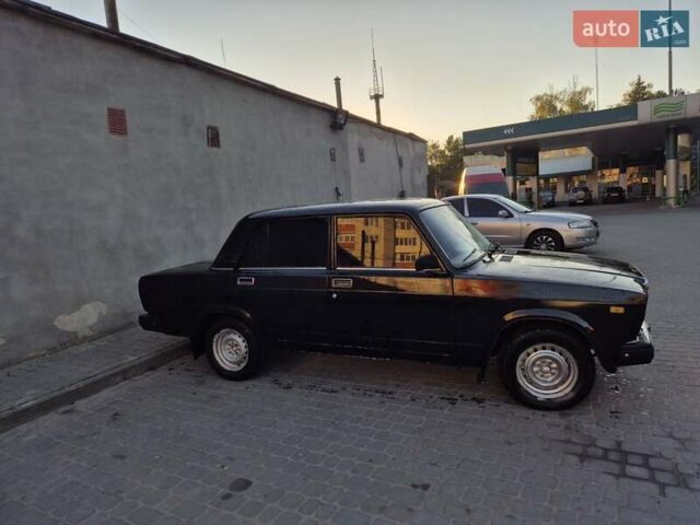 Черный ВАЗ 2107, объемом двигателя 1.7 л и пробегом 86 тыс. км за 999 $, фото 7 на Automoto.ua
