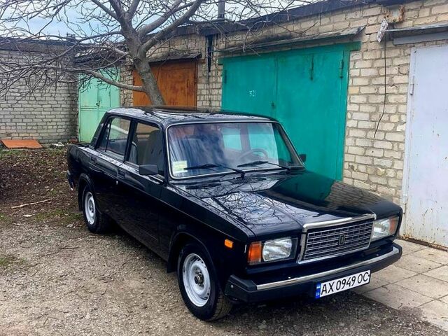 Черный ВАЗ 2107, объемом двигателя 1.6 л и пробегом 75 тыс. км за 1999 $, фото 1 на Automoto.ua