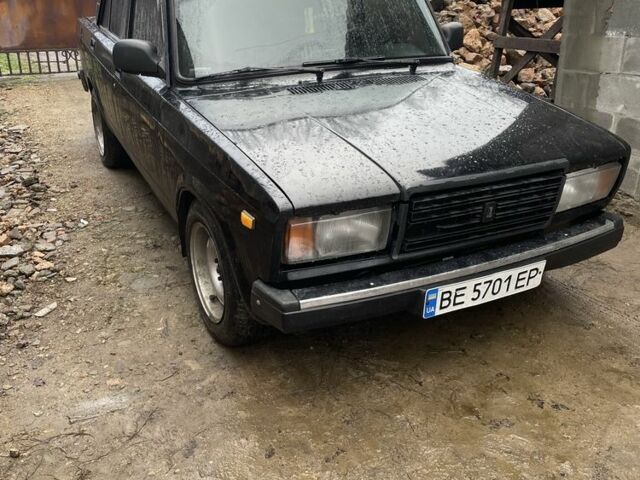 Чорний ВАЗ 2107, об'ємом двигуна 1.6 л та пробігом 109 тис. км за 1300 $, фото 3 на Automoto.ua