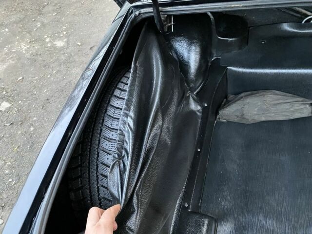 Черный ВАЗ 2107, объемом двигателя 1.6 л и пробегом 99 тыс. км за 2400 $, фото 12 на Automoto.ua