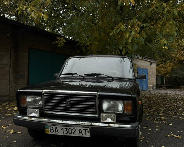 Черный ВАЗ 2107, объемом двигателя 1.6 л и пробегом 241 тыс. км за 1700 $, фото 1 на Automoto.ua