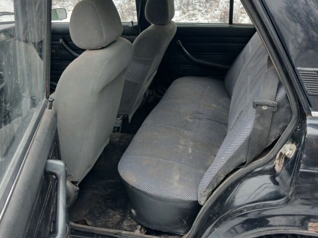 Черный ВАЗ 2107, объемом двигателя 0 л и пробегом 120 тыс. км за 568 $, фото 2 на Automoto.ua