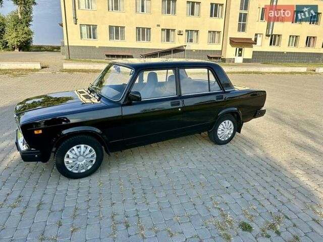 Черный ВАЗ 2107, объемом двигателя 1.5 л и пробегом 67 тыс. км за 2897 $, фото 18 на Automoto.ua