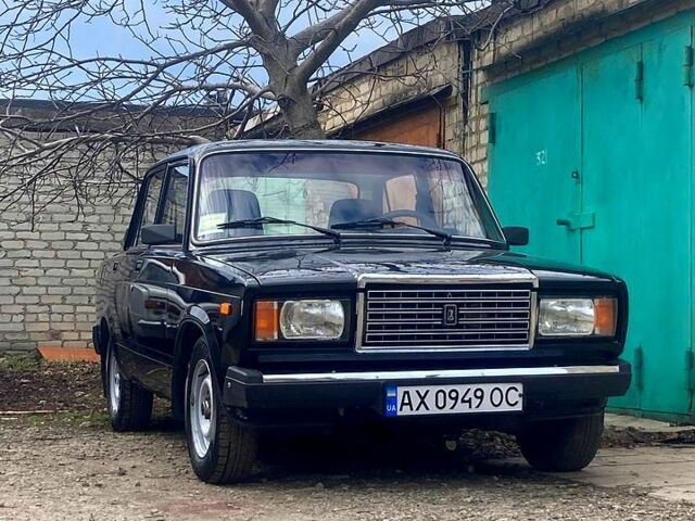 Черный ВАЗ 2107, объемом двигателя 1.6 л и пробегом 75 тыс. км за 1999 $, фото 3 на Automoto.ua