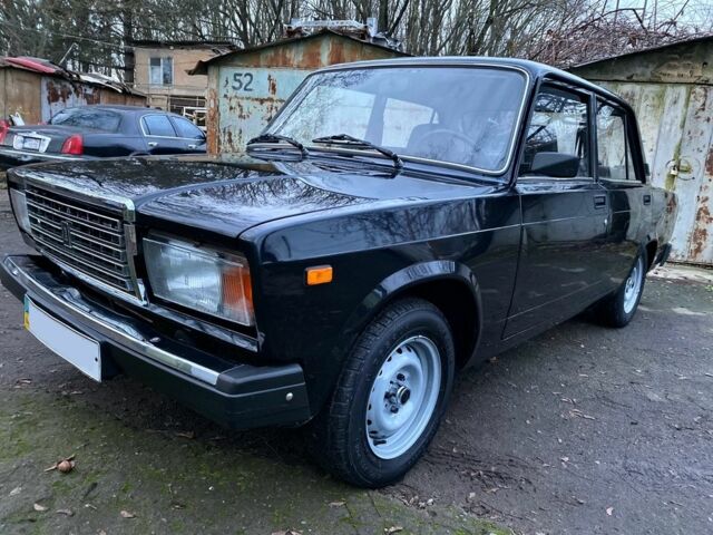 Черный ВАЗ 2107, объемом двигателя 1.6 л и пробегом 99 тыс. км за 2400 $, фото 1 на Automoto.ua