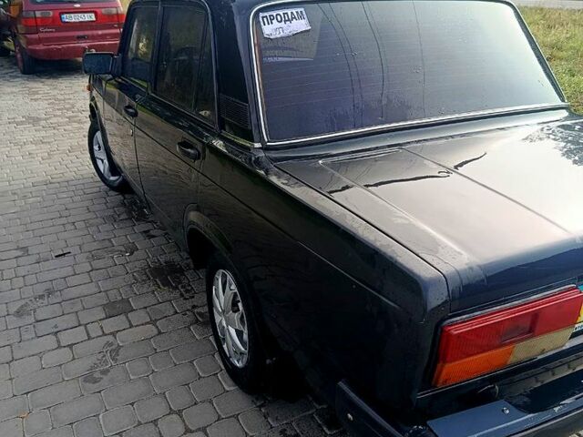 Чорний ВАЗ 2107, об'ємом двигуна 1.6 л та пробігом 196 тис. км за 1100 $, фото 2 на Automoto.ua