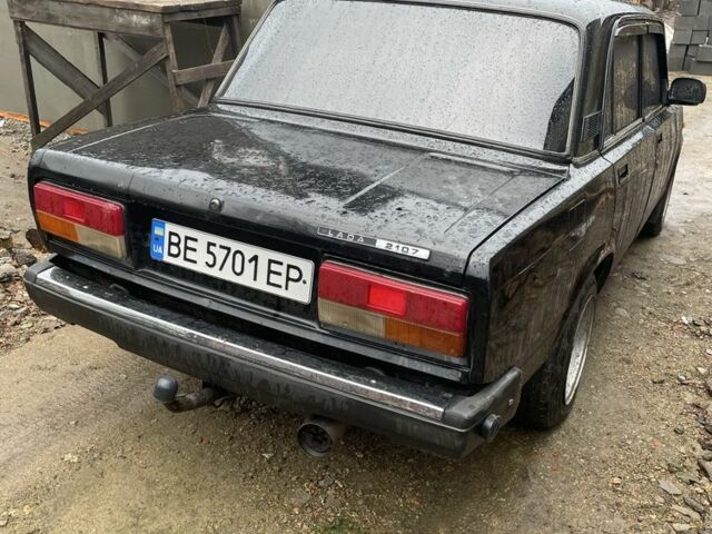 Чорний ВАЗ 2107, об'ємом двигуна 1.6 л та пробігом 109 тис. км за 1300 $, фото 4 на Automoto.ua