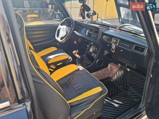 Черный ВАЗ 2107, объемом двигателя 1.6 л и пробегом 50 тыс. км за 3500 $, фото 4 на Automoto.ua