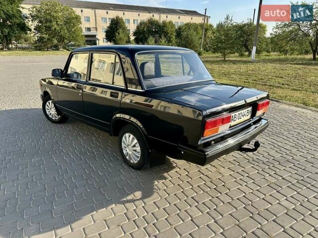 Черный ВАЗ 2107, объемом двигателя 1.5 л и пробегом 67 тыс. км за 2897 $, фото 3 на Automoto.ua