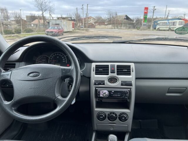 Черный ВАЗ 2107, объемом двигателя 1.6 л и пробегом 157 тыс. км за 2550 $, фото 8 на Automoto.ua