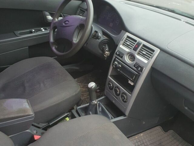 Черный ВАЗ 2107, объемом двигателя 0 л и пробегом 300 тыс. км за 1300 $, фото 6 на Automoto.ua