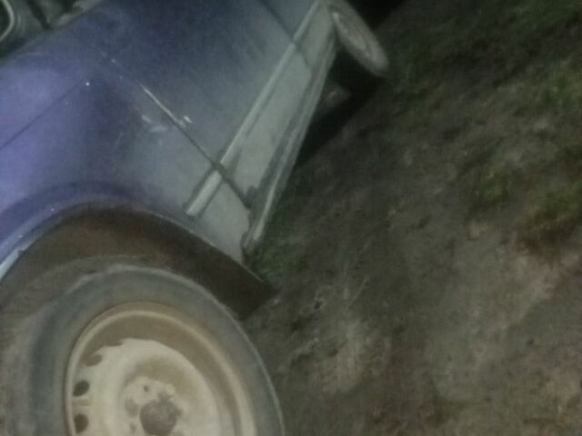 Фіолетовий ВАЗ 2107, об'ємом двигуна 1 л та пробігом 2 тис. км за 261 $, фото 2 на Automoto.ua