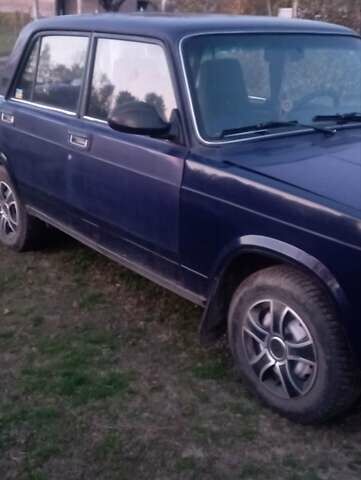 Фіолетовий ВАЗ 2107, об'ємом двигуна 0 л та пробігом 100 тис. км за 500 $, фото 3 на Automoto.ua