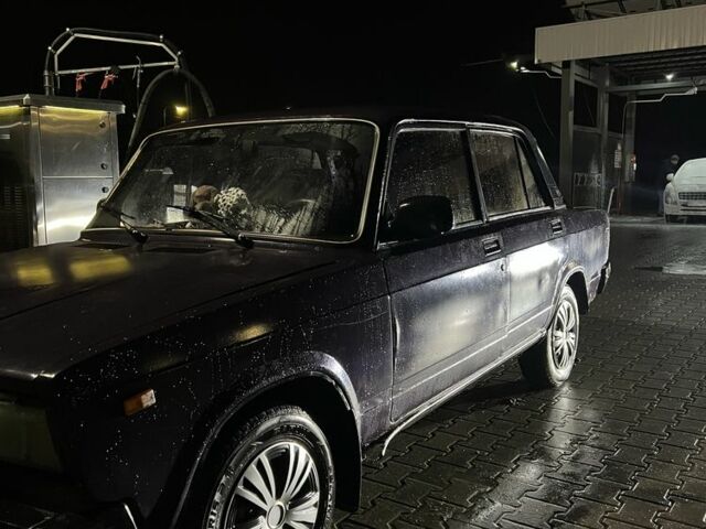 Фіолетовий ВАЗ 2107, об'ємом двигуна 1.5 л та пробігом 3 тис. км за 450 $, фото 1 на Automoto.ua