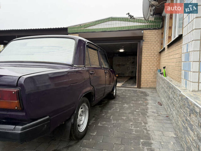 Фиолетовый ВАЗ 2107, объемом двигателя 1.5 л и пробегом 100 тыс. км за 750 $, фото 2 на Automoto.ua