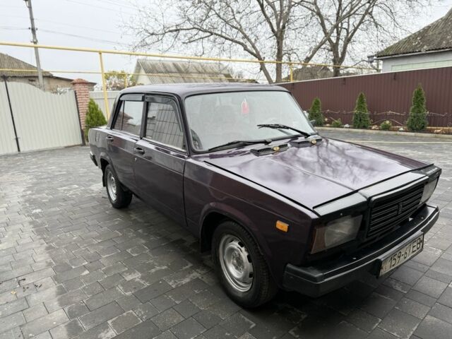 Фиолетовый ВАЗ 2107, объемом двигателя 1.5 л и пробегом 100 тыс. км за 750 $, фото 1 на Automoto.ua