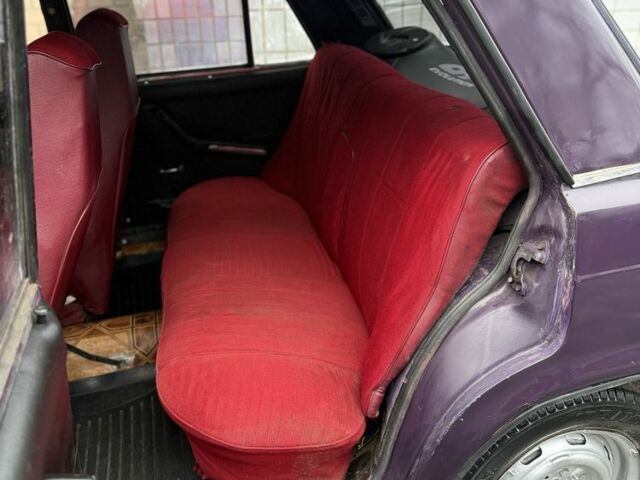 Фиолетовый ВАЗ 2107, объемом двигателя 1.5 л и пробегом 100 тыс. км за 750 $, фото 6 на Automoto.ua