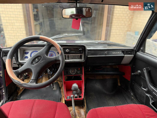 Фиолетовый ВАЗ 2107, объемом двигателя 1.5 л и пробегом 100 тыс. км за 750 $, фото 7 на Automoto.ua