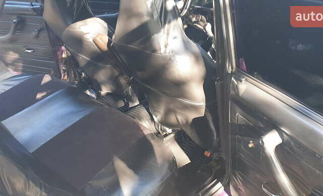 Фиолетовый ВАЗ 2107, объемом двигателя 1.69 л и пробегом 40 тыс. км за 2500 $, фото 9 на Automoto.ua