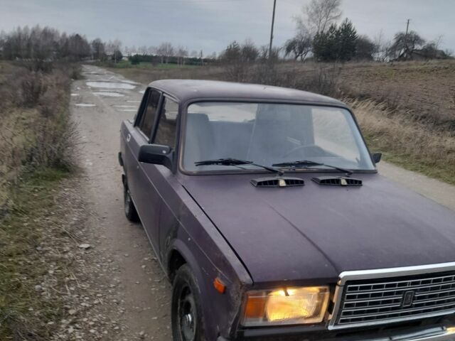 Фиолетовый ВАЗ 2107, объемом двигателя 3 л и пробегом 100 тыс. км за 473 $, фото 1 на Automoto.ua