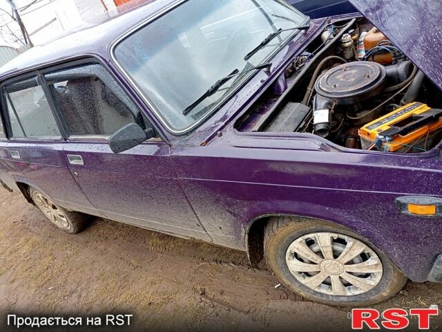 Фиолетовый ВАЗ 2107, объемом двигателя 1.5 л и пробегом 1 тыс. км за 850 $, фото 1 на Automoto.ua