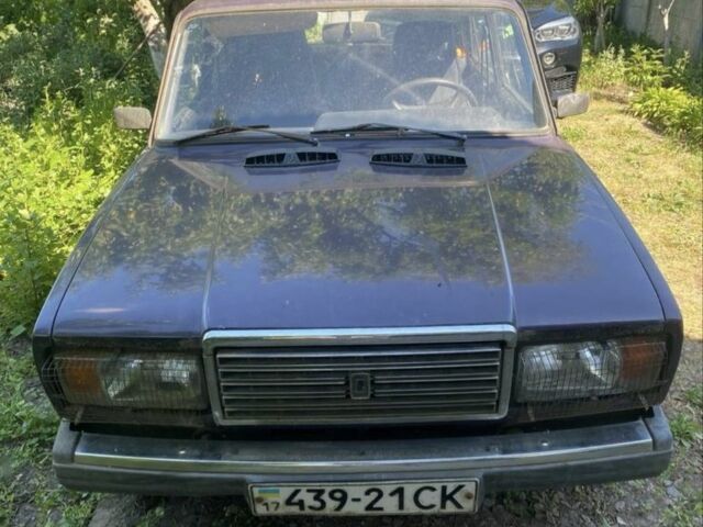 Фиолетовый ВАЗ 2107, объемом двигателя 1.5 л и пробегом 100 тыс. км за 800 $, фото 1 на Automoto.ua