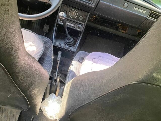 Фиолетовый ВАЗ 2107, объемом двигателя 1.5 л и пробегом 100 тыс. км за 800 $, фото 4 на Automoto.ua