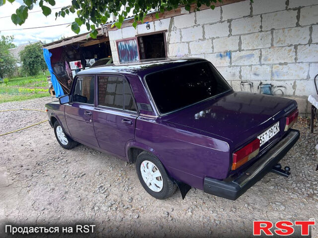 Фиолетовый ВАЗ 2107, объемом двигателя 1.5 л и пробегом 190 тыс. км за 999 $, фото 1 на Automoto.ua