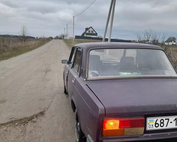 Фиолетовый ВАЗ 2107, объемом двигателя 3 л и пробегом 100 тыс. км за 473 $, фото 1 на Automoto.ua