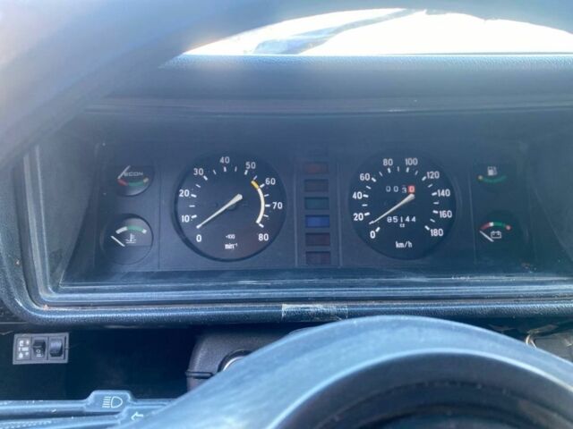 Фіолетовий ВАЗ 2107, об'ємом двигуна 1.5 л та пробігом 185 тис. км за 850 $, фото 6 на Automoto.ua