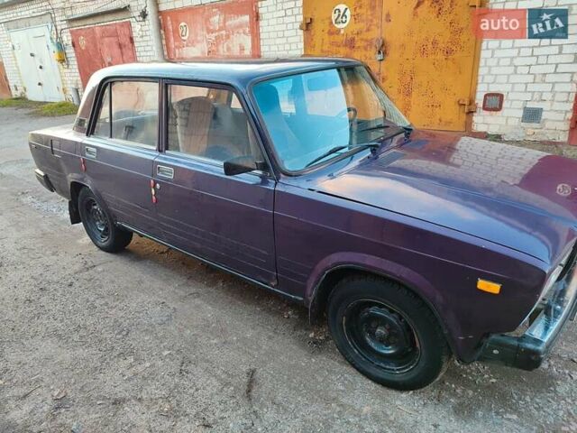 Фиолетовый ВАЗ 2107, объемом двигателя 1.6 л и пробегом 450 тыс. км за 700 $, фото 6 на Automoto.ua