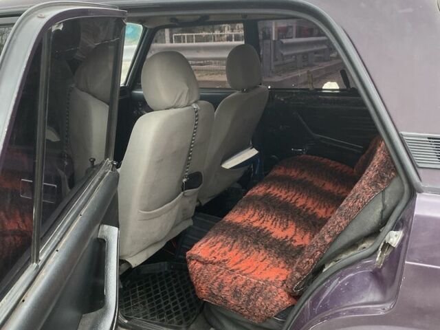 Фиолетовый ВАЗ 2107, объемом двигателя 1.5 л и пробегом 100 тыс. км за 711 $, фото 7 на Automoto.ua