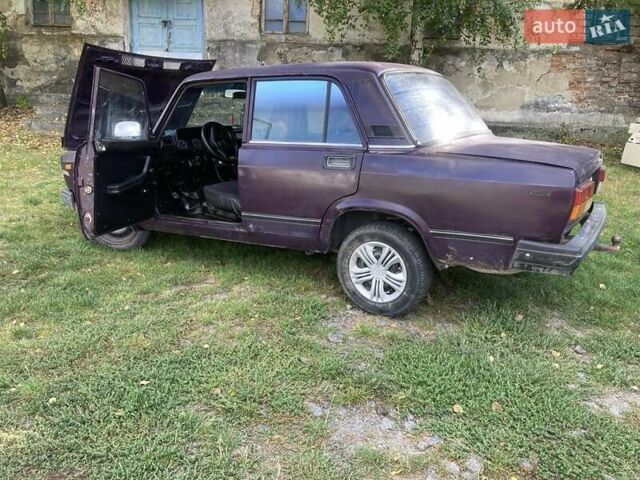 Фиолетовый ВАЗ 2107, объемом двигателя 1.5 л и пробегом 388 тыс. км за 700 $, фото 1 на Automoto.ua