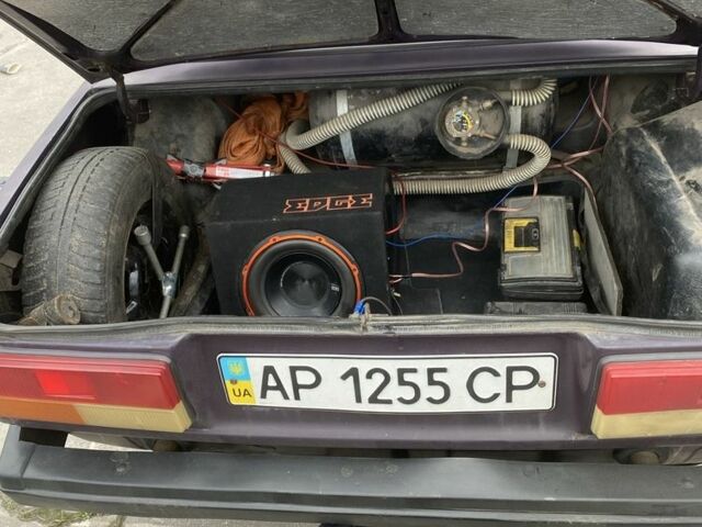 Фиолетовый ВАЗ 2107, объемом двигателя 1.5 л и пробегом 100 тыс. км за 711 $, фото 12 на Automoto.ua