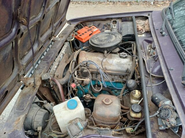 Фіолетовий ВАЗ 2107, об'ємом двигуна 1.5 л та пробігом 123 тис. км за 600 $, фото 4 на Automoto.ua