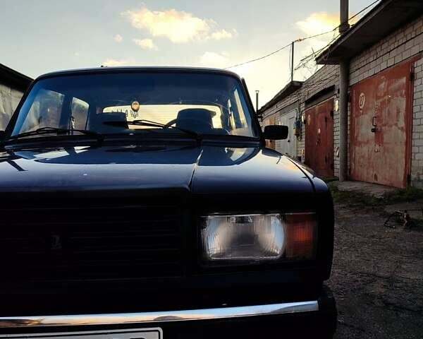 Фиолетовый ВАЗ 2107, объемом двигателя 1.6 л и пробегом 450 тыс. км за 700 $, фото 10 на Automoto.ua