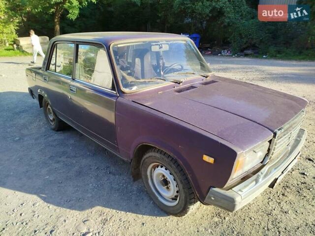 Фиолетовый ВАЗ 2107, объемом двигателя 1.57 л и пробегом 290 тыс. км за 400 $, фото 8 на Automoto.ua