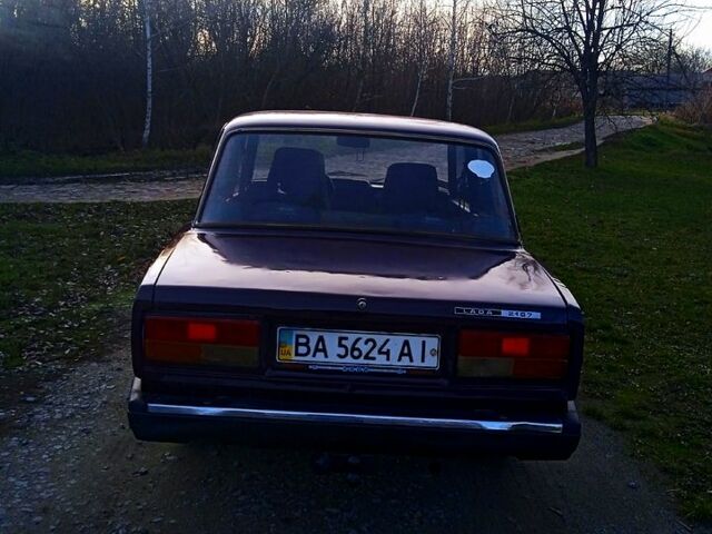 Фиолетовый ВАЗ 2107, объемом двигателя 1.3 л и пробегом 187 тыс. км за 750 $, фото 2 на Automoto.ua