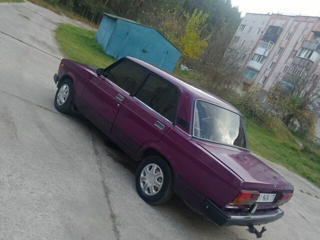 Фіолетовий ВАЗ 2107, об'ємом двигуна 0.6 л та пробігом 44 тис. км за 1100 $, фото 2 на Automoto.ua